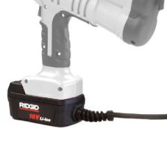 Ridgid 43338 Adaptador de alimentación de 230 V para barra de prensado a batería Ridgid