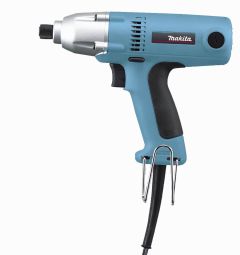 Makita 6952 Atornillador de impacto de 230 V